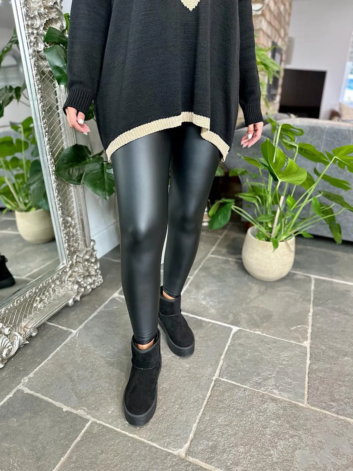 Black Super Stretchy Spray On Leggings