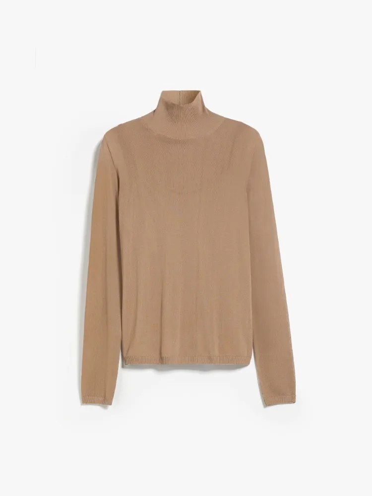 MaxMara  |Viscose yarn turtleneck