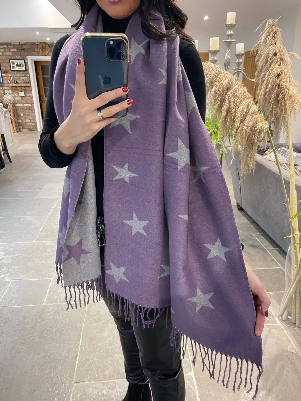 Reversible Star Scarf