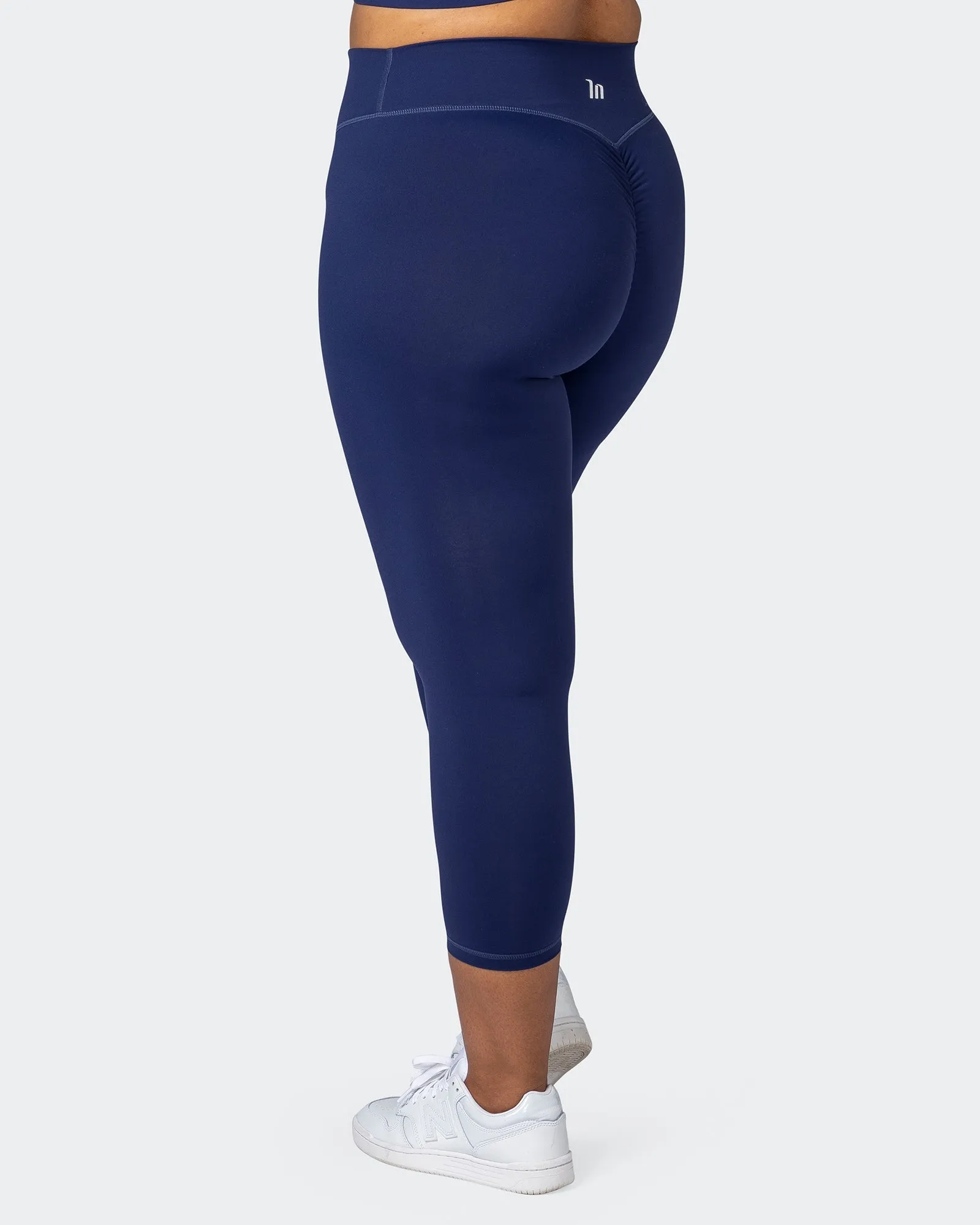 Signature Scrunch 7/8 Leggings - Ink