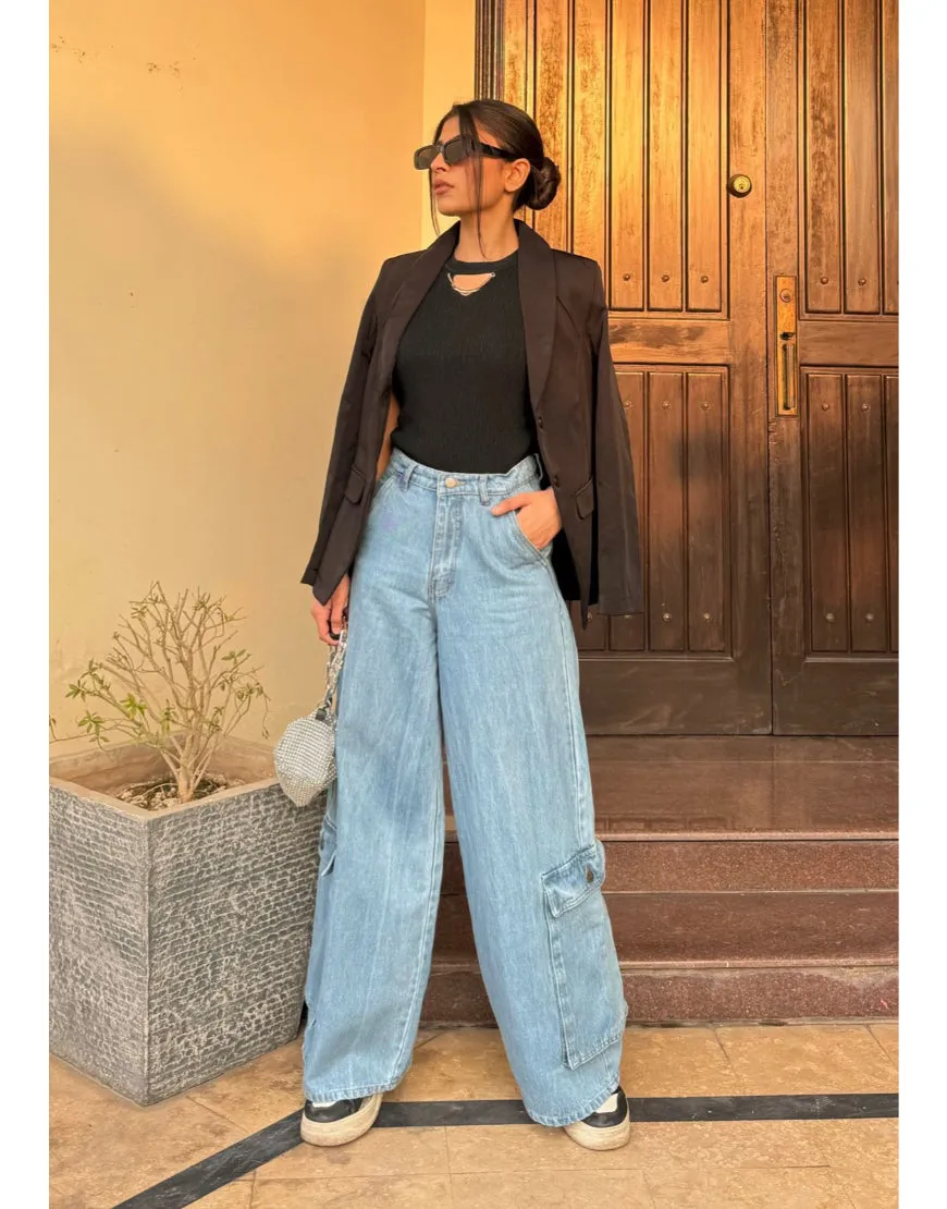 Super Wide Leg Cargo Jeans Mid Wash