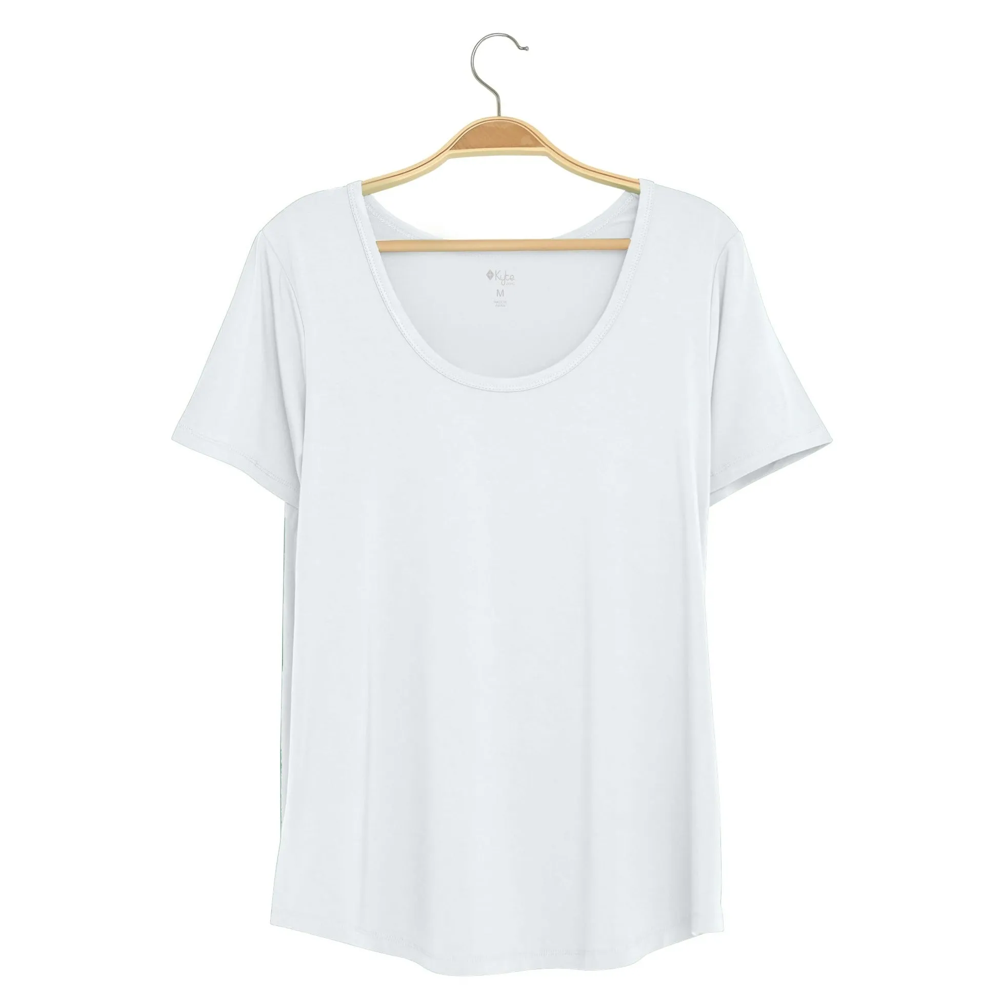 Women's Scoop Neck Tee in Snow