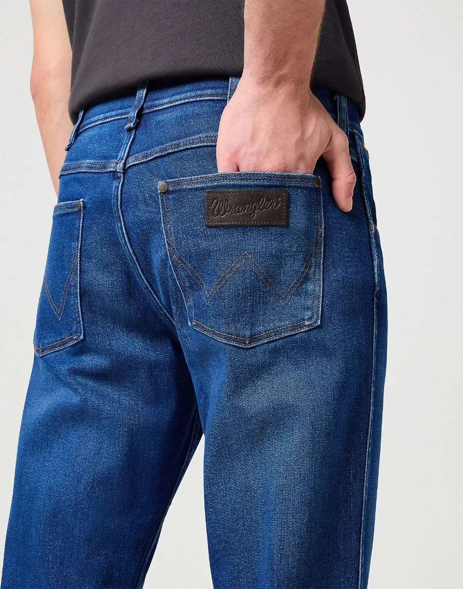 Wrangler Greensboro Straight Denim Jeans Olympia